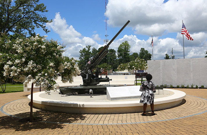 Lejeune Memorial Gardens